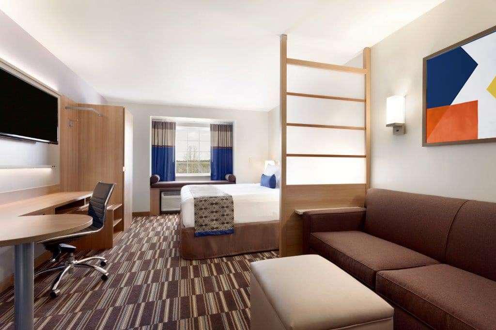 Microtel Inn Suites By Wyndham South Hill Room photo